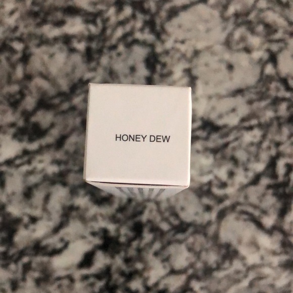 HP❤️ KAB Lip Oil - Picture 6 of 7